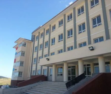 Ezen Gülen Kıray Sağlık Meslek Lisesi